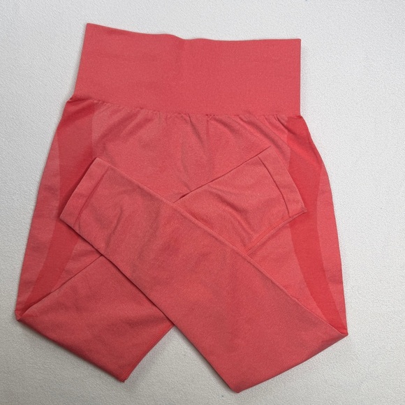 NVGTN Contour Seamless Leggings-Coral - Picture 5 of 11